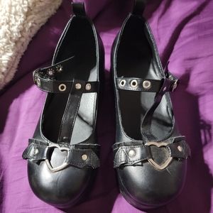 Heart goth shoes
